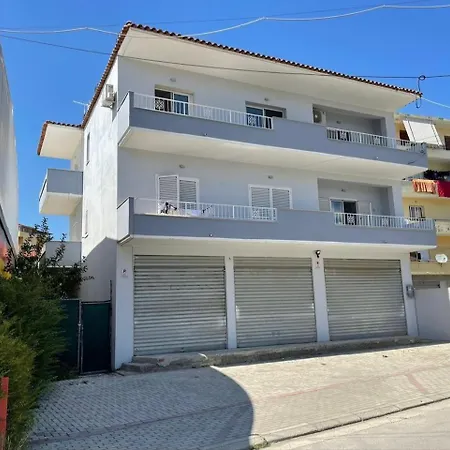Tomorr View - Entire Floor With Veranda And Office Apartment *