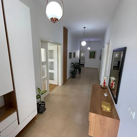 Apartman Tomorr View - Entire Floor With Veranda And Office *
